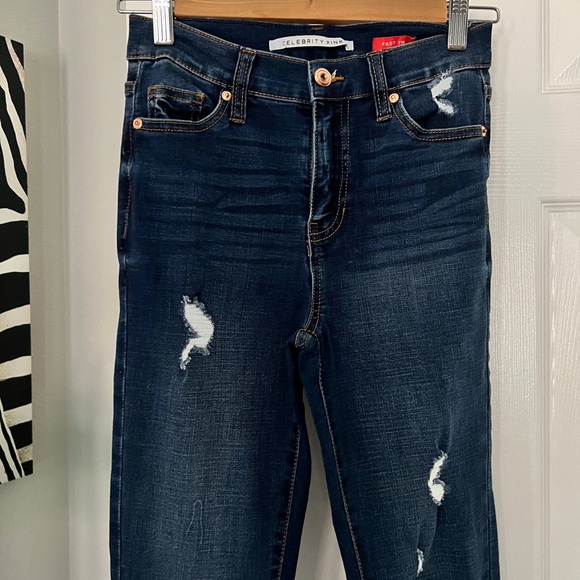 High Rise Flare Celebrity Pink Fast Times Jeans SZ 3 26 Juniors Dark Denim EUC - Picture 8 of 9